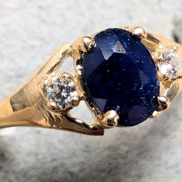 10K Yellow Gold 1.38G Blue Sapphire 0.45Ct And Moissanite 0.05Ct Ring - Picture 4 of 4